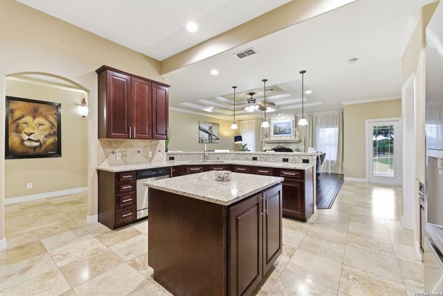 30512 Saddleridge Dr., Bulverde, TX 78163