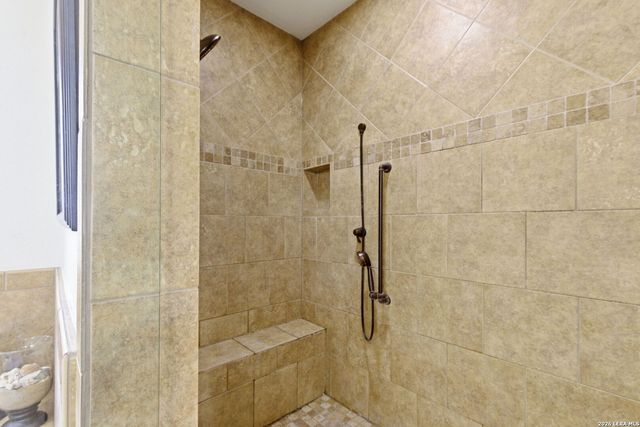 30512 Saddleridge Dr., Bulverde, TX 78163