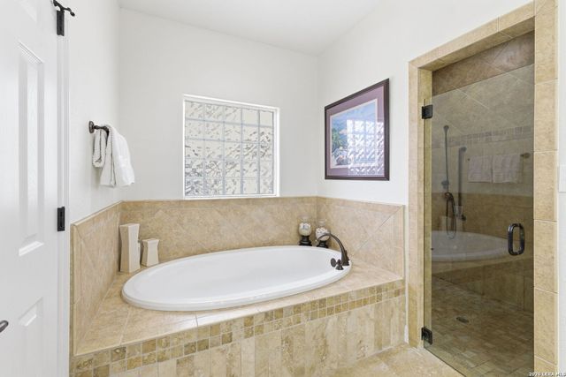 30512 Saddleridge Dr., Bulverde, TX 78163