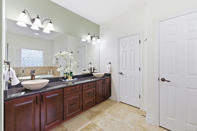 30512 Saddleridge Dr., Bulverde, TX 78163