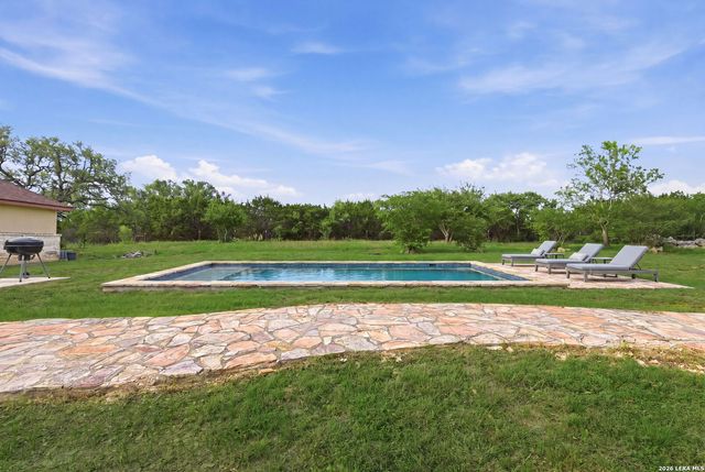 30512 Saddleridge Dr., Bulverde, TX 78163