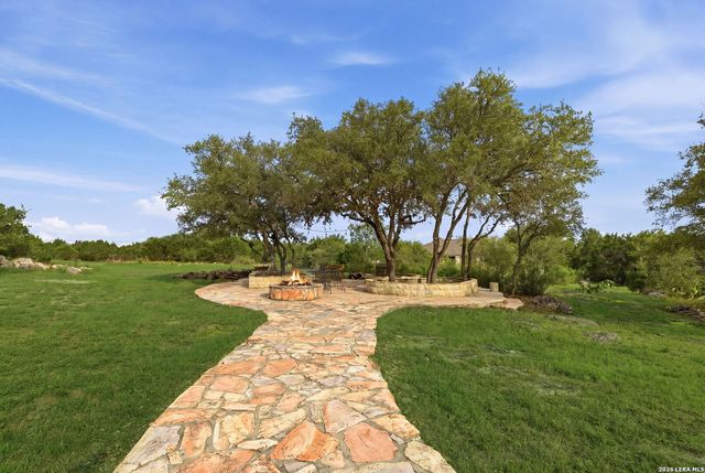 30512 Saddleridge Dr., Bulverde, TX 78163