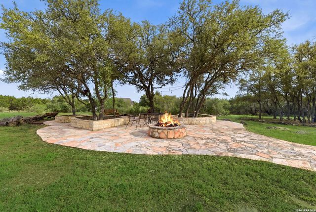 30512 Saddleridge Dr., Bulverde, TX 78163