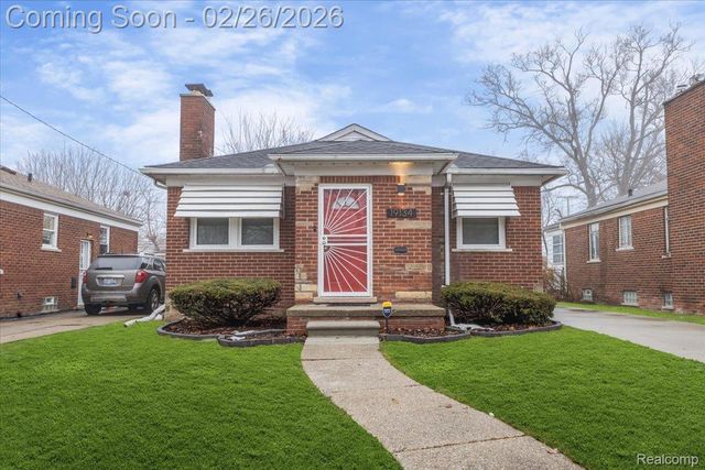 19134 Mallina Street, Detroit, MI 48236