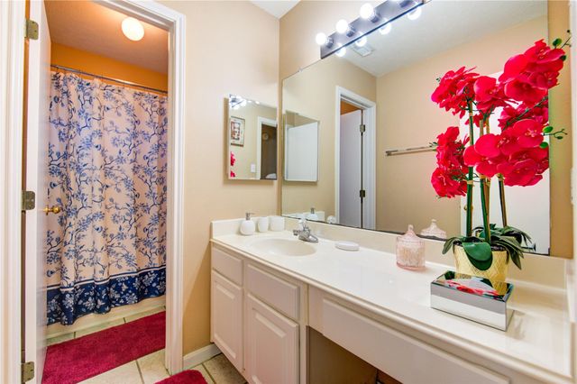 14902 Englebrook Drive, Houston, TX 77095