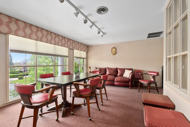 3427 Vollmer Road 309, Flossmoor, IL 60422