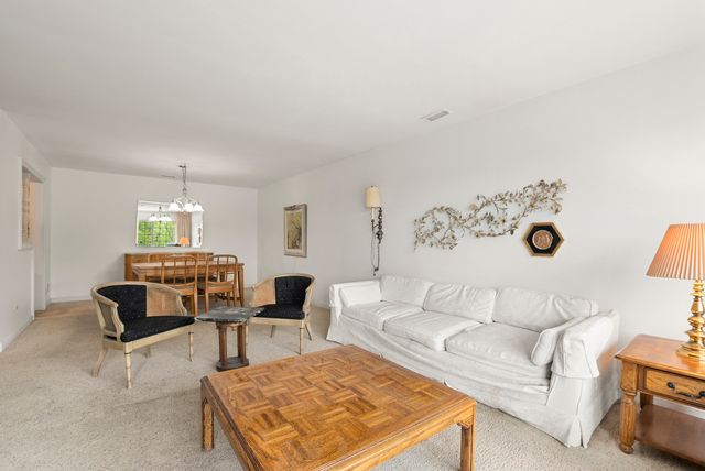 3427 Vollmer Road 309, Flossmoor, IL 60422