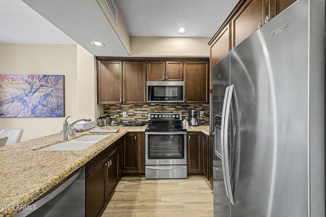 3935 E ROUGH RIDER Road 1373, Phoenix, AZ 85050