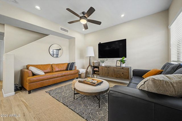 3935 E ROUGH RIDER Road 1373, Phoenix, AZ 85050