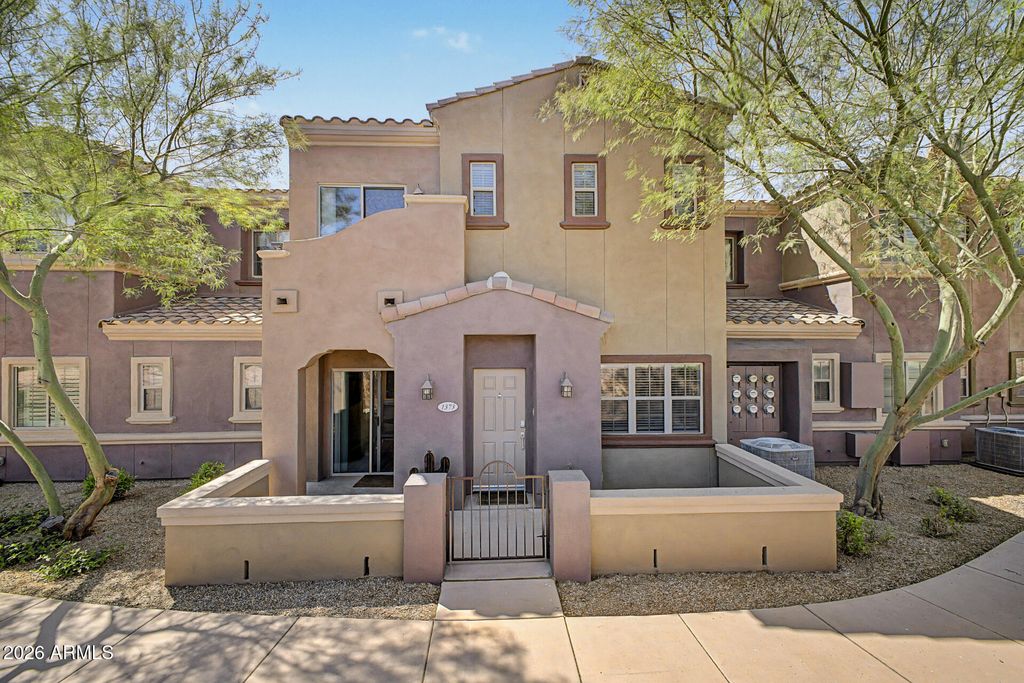 3935 E ROUGH RIDER Road 1373, Phoenix, AZ 85050