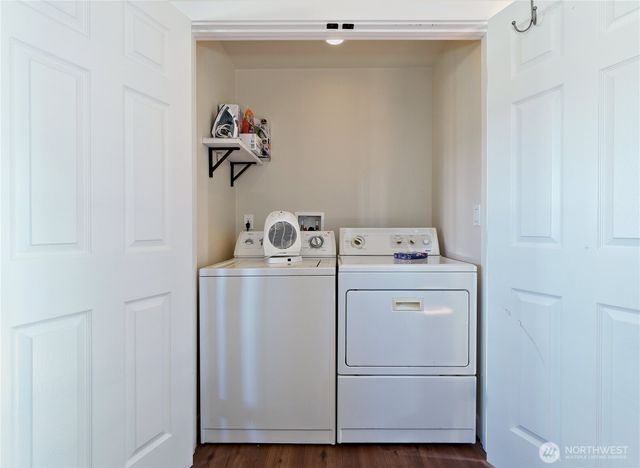 6105 S 124th St, Seattle, WA 98178