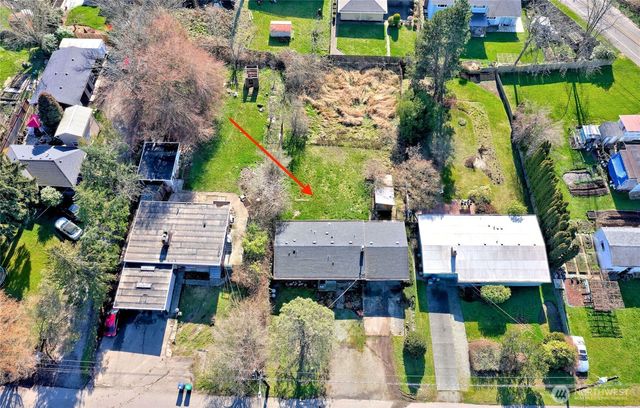 6105 S 124th St, Seattle, WA 98178