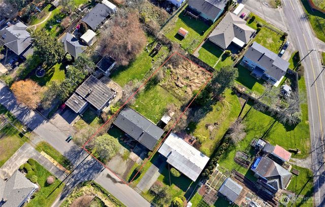 6105 S 124th St, Seattle, WA 98178