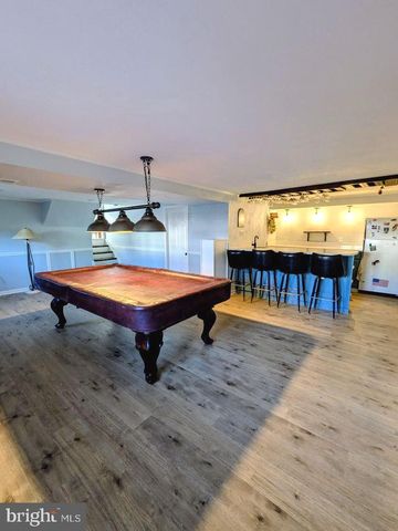 786 BOXWOOD DR, Warminster, PA 18974