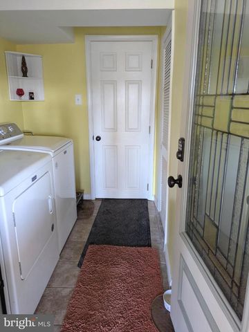 786 BOXWOOD DR, Warminster, PA 18974