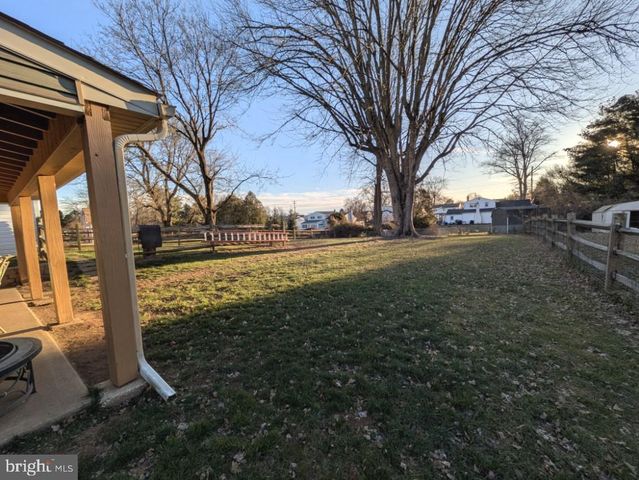 786 BOXWOOD DR, Warminster, PA 18974