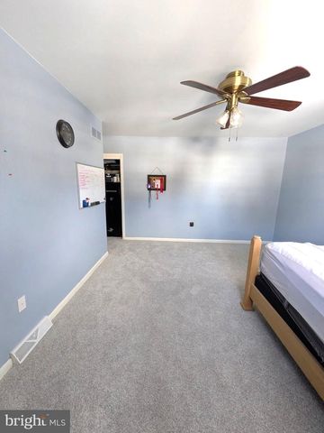 786 BOXWOOD DR, Warminster, PA 18974