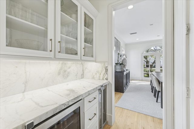 3908 Arnold Street, West University Place, TX 77005