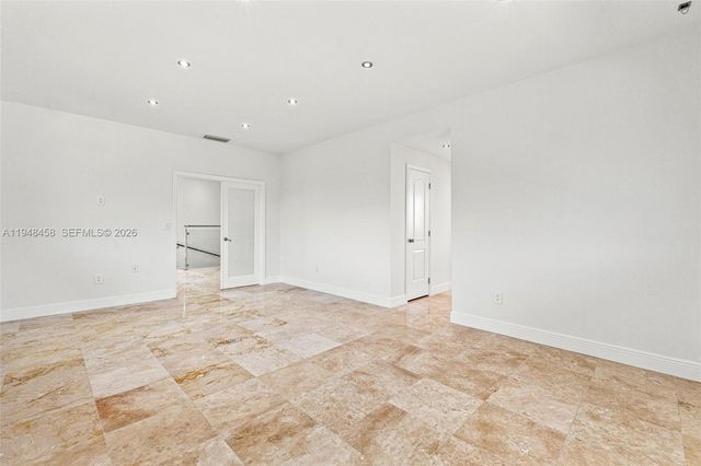 9901 NW 130th St, Hialeah Gardens, FL 33018