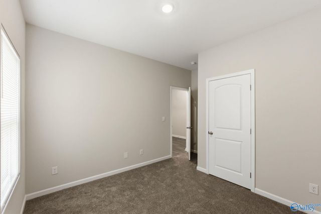 102 Derbyshire Drive, New Market, AL 35761