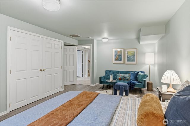 24519 137th Court SE, Kent, WA 98042