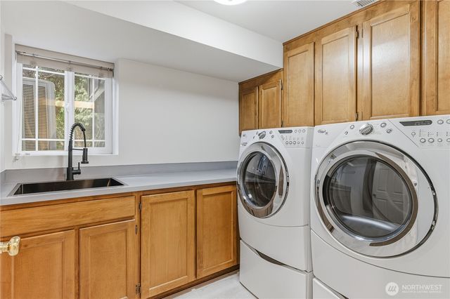 24519 137th Court SE, Kent, WA 98042