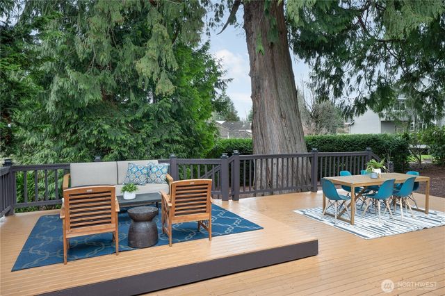 24519 137th Court SE, Kent, WA 98042