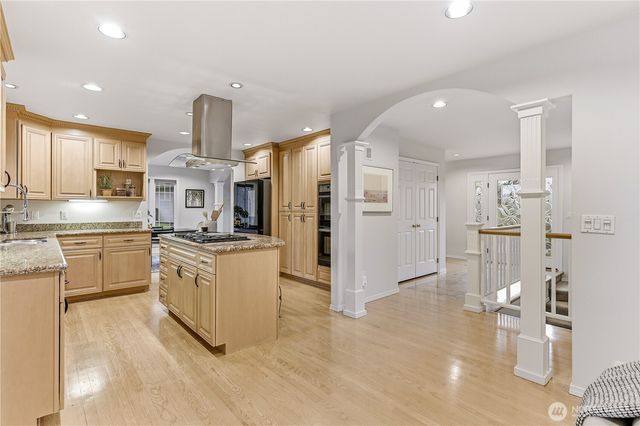 24519 137th Court SE, Kent, WA 98042