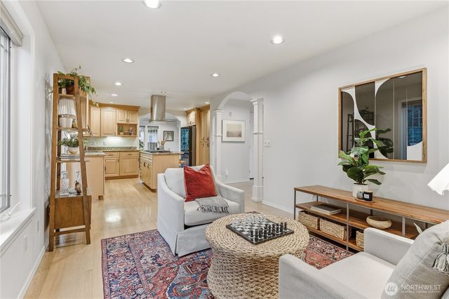 24519 137th Court SE, Kent, WA 98042