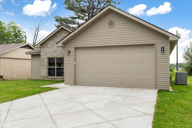 208 Ridgecrest Drive, Walnut Ridge, AR 72476