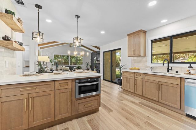 6827 Bentley Pl, Granite Bay, CA 95746