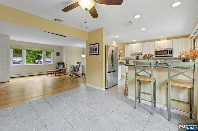 21 Aldrin Drive, Wanaque, NJ 07465