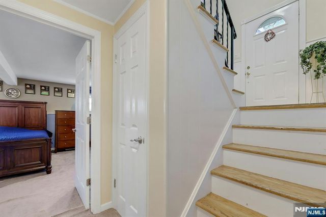 21 Aldrin Drive, Wanaque, NJ 07465