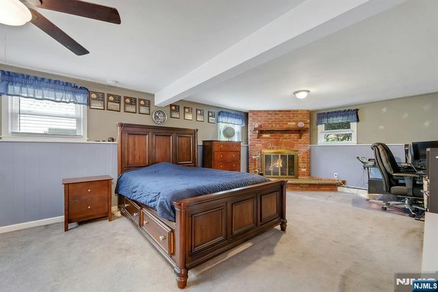 21 Aldrin Drive, Wanaque, NJ 07465
