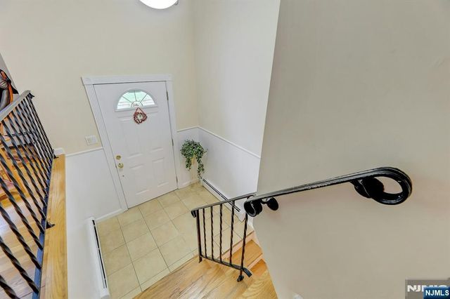 21 Aldrin Drive, Wanaque, NJ 07465