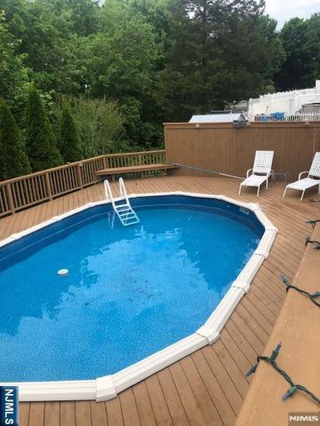21 Aldrin Drive, Wanaque, NJ 07465