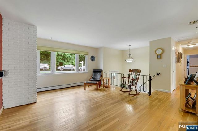 21 Aldrin Drive, Wanaque, NJ 07465