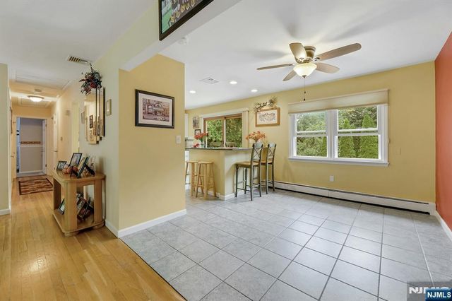 21 Aldrin Drive, Wanaque, NJ 07465