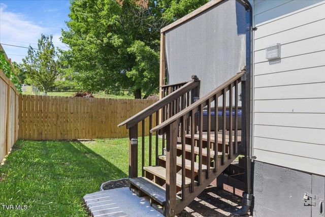 1010 Crumley Alley, Bristol, TN 37620