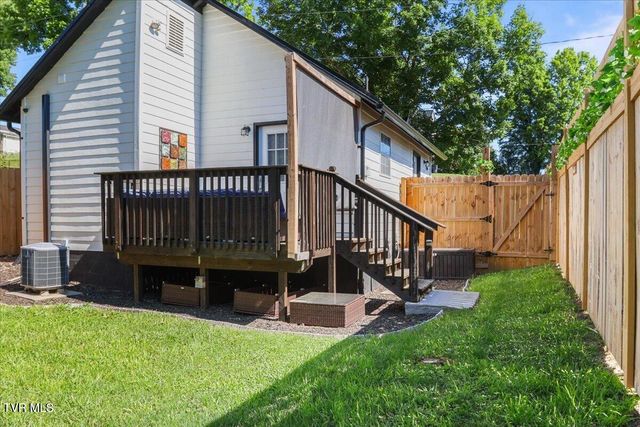 1010 Crumley Alley, Bristol, TN 37620