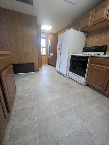 312 Hawthorne Terrace, Mount Vernon, NY 10552