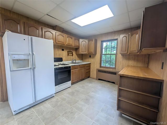 312 Hawthorne Terrace, Mount Vernon, NY 10552