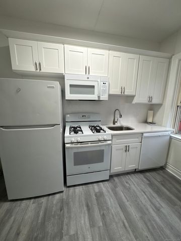 351 Greenwich Avenue 3, Greenwich, CT 06830