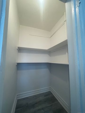 351 Greenwich Avenue 3, Greenwich, CT 06830