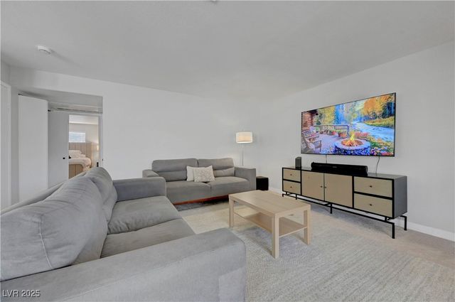 8410 Eldora Avenue 2012, Las Vegas, NV 89117