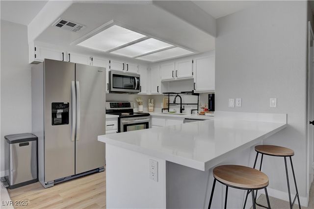 8410 Eldora Avenue 2012, Las Vegas, NV 89117