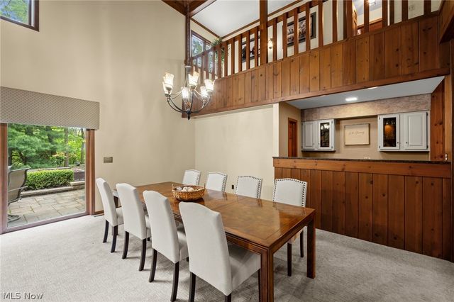 19312 Ivywood Trail, Strongsville, OH 44149