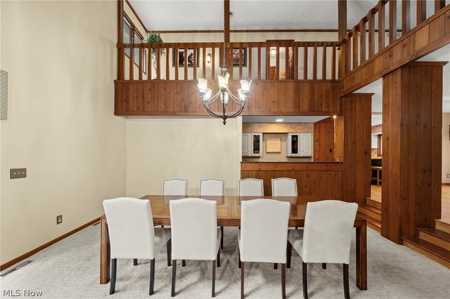 19312 Ivywood Trail, Strongsville, OH 44149