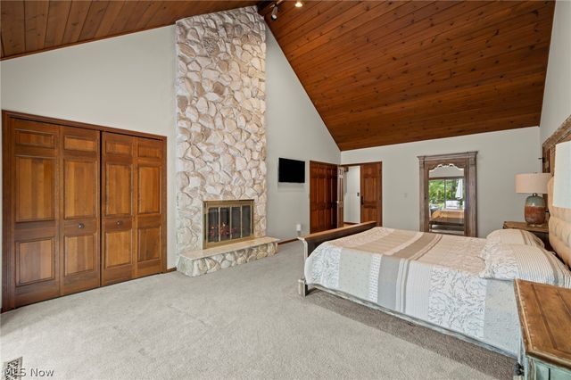 19312 Ivywood Trail, Strongsville, OH 44149