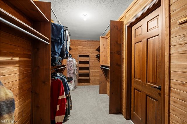 19312 Ivywood Trail, Strongsville, OH 44149